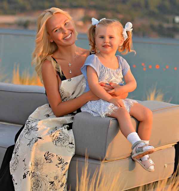 Пелагея Доченька (и Н.Власова)