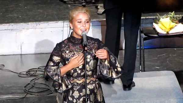 Пелагея Под лаской плюшевого пледа