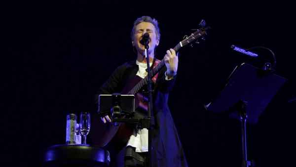 Сурганова и Оркестр Когда устанешь Сурганова и Оркестр Когда устанешь