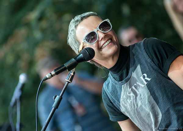 Сурганова и Оркестр Я иду по дороге