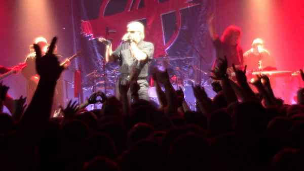 Алиса Доктор Франкенштейн