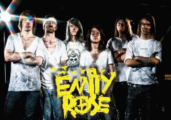 Emily Rose Совсем немного отделяет человека от прекрасного