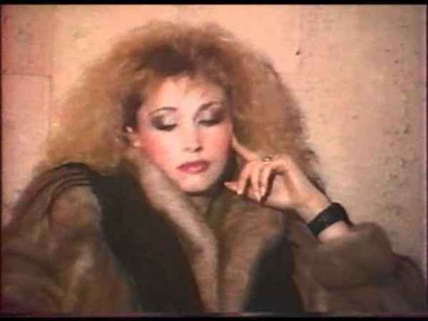 Ирина Аллегрова Верьте в любовь, девчонки Ирина Аллегрова Верьте в любовь, девчонки