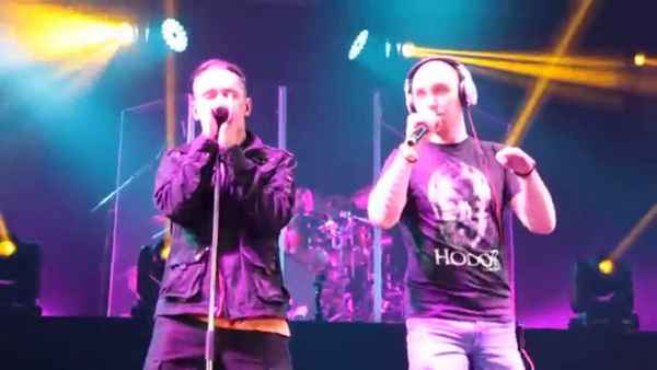 25/17 Вирус (feat. МС 1.8) 25/17 Вирус (feat. МС 1.8)