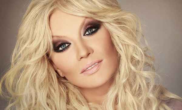 Таисия Повалий Застенчивая