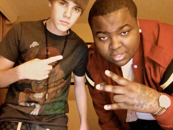 Justin Bieber Won't Stop (feat. Sean Kingston)