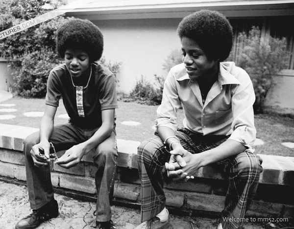 Michael Jackson Everybody's Somebody's Fool