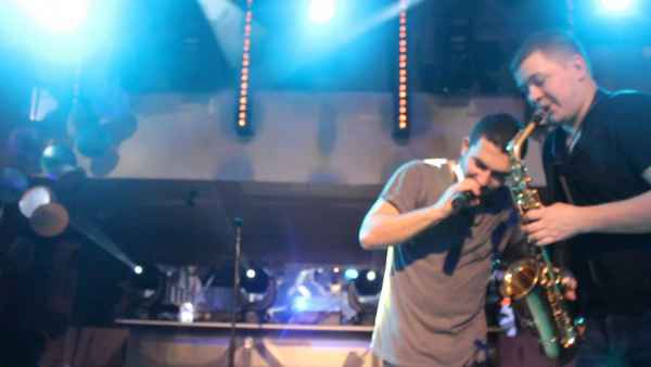 Bahh Tee В мегаполисе погасли фонари