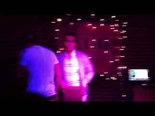 Bahh Tee Песня про детдомовских детей (Мама)