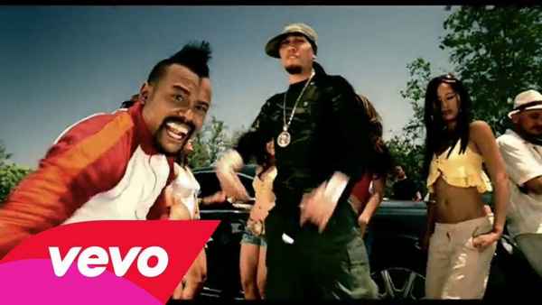 Black Eyed Peas Bebot