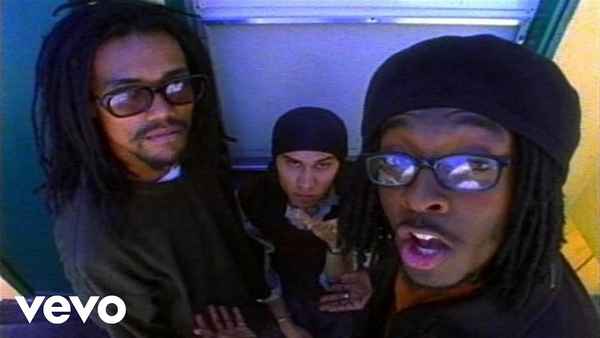 Black Eyed Peas Head Bobs Black Eyed Peas Head Bobs