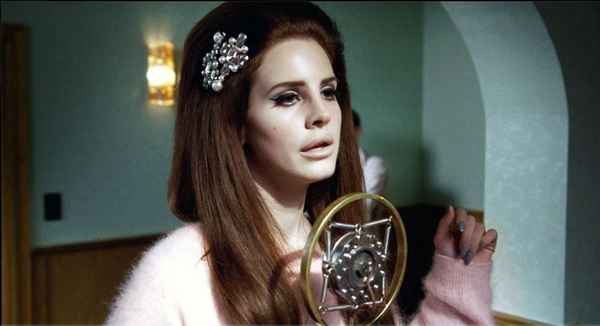 Lana Del Rey Blue Velvet