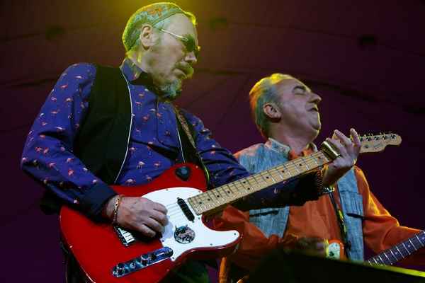 Чайф Африка